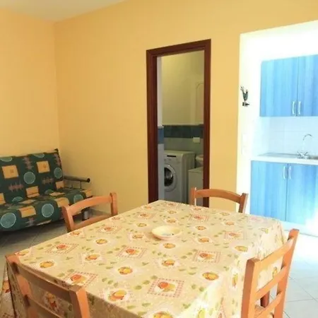 Fuer 6 Personen Ca 60 Qm In Cefalu, Sizilien Nordkueste Von Sizilien